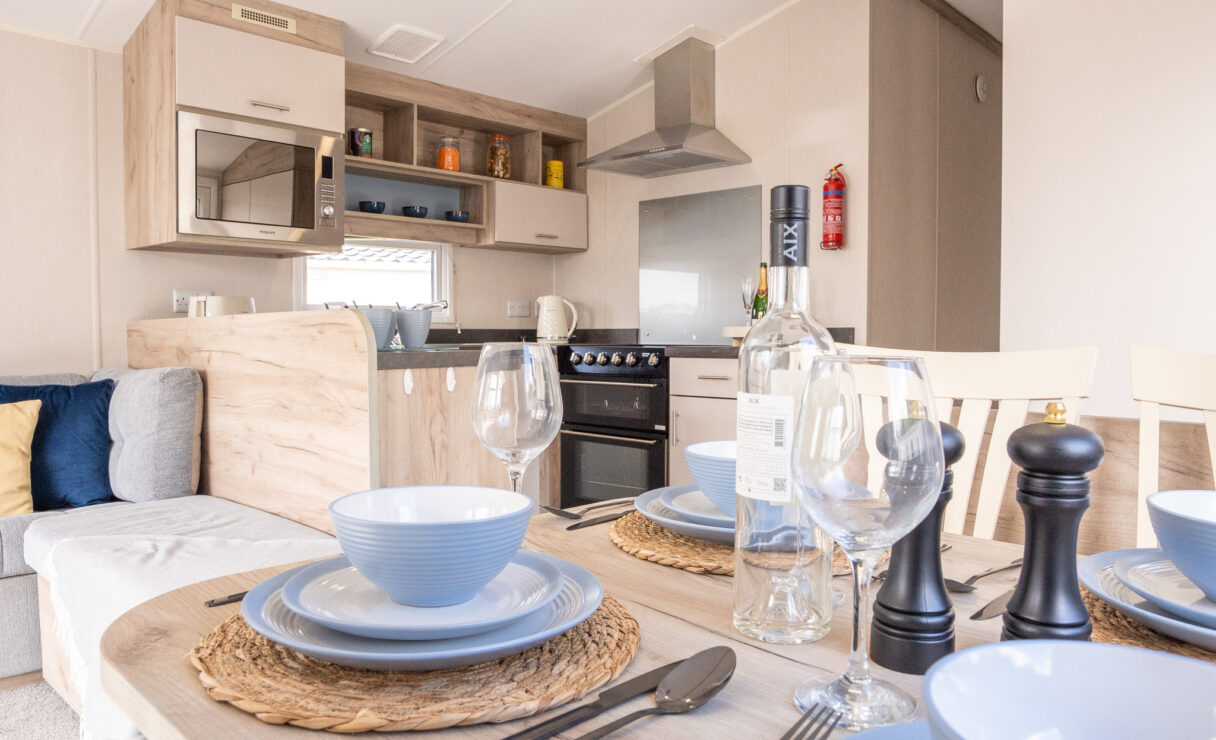 Willerby Linwood dining area