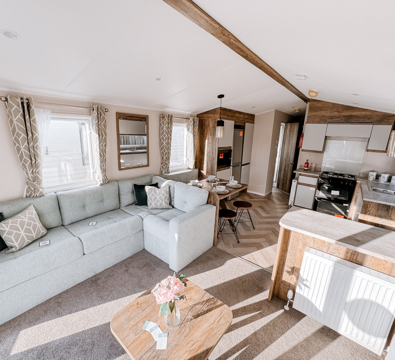 Willerby Brookwood Three Bedrooms Beverley Holiday Homes