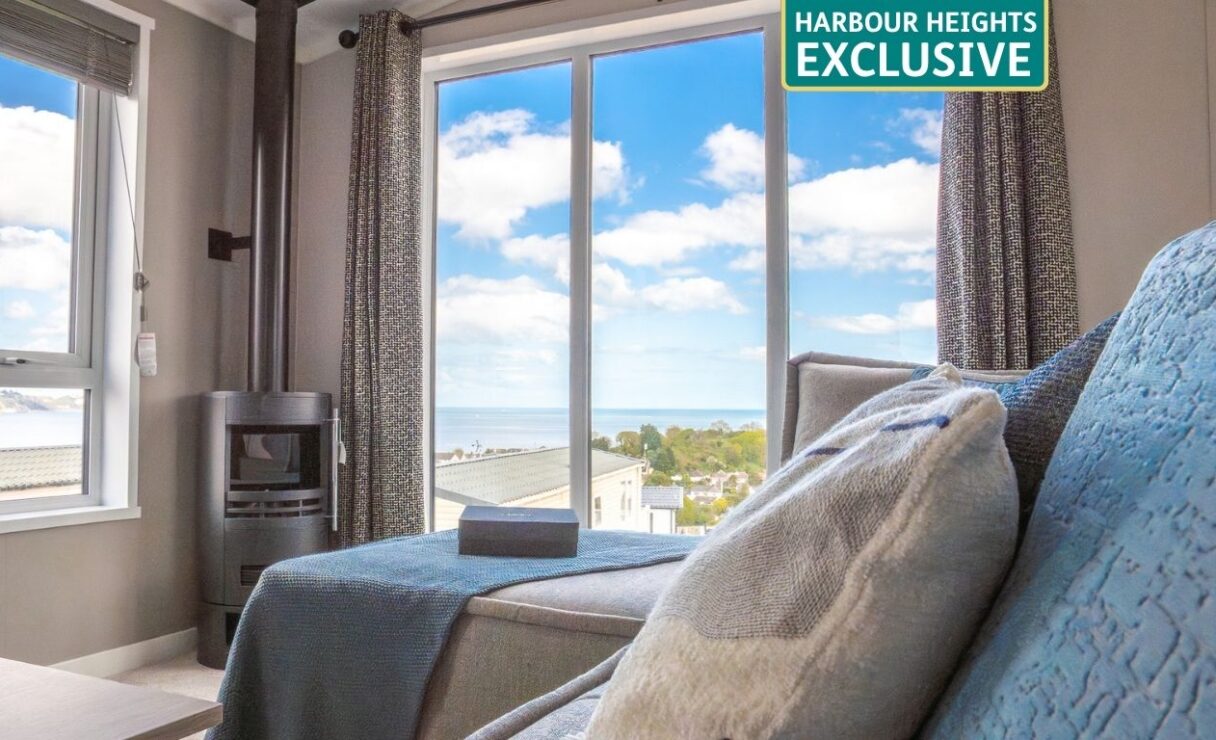 Victory View lounge area with sea view