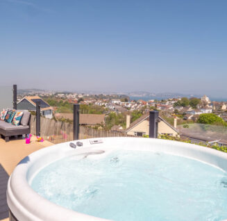 Victory Parkview. Sea view lodge. Hot Tub