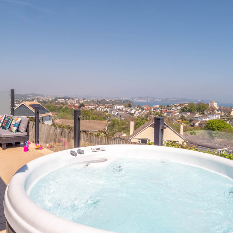 Victory Parkview. Sea view lodge. Hot Tub