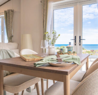 Regal Harbour luxury lodge with sea view