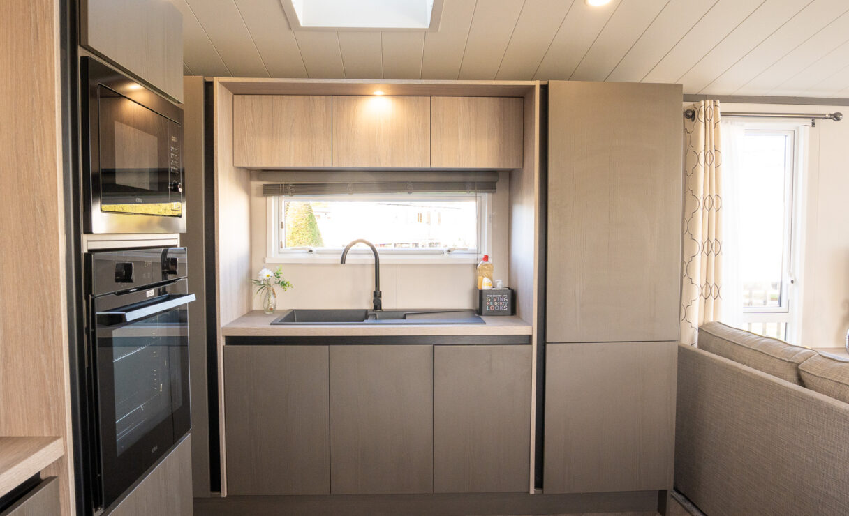 Victory Lakewood Lodge Kitchen