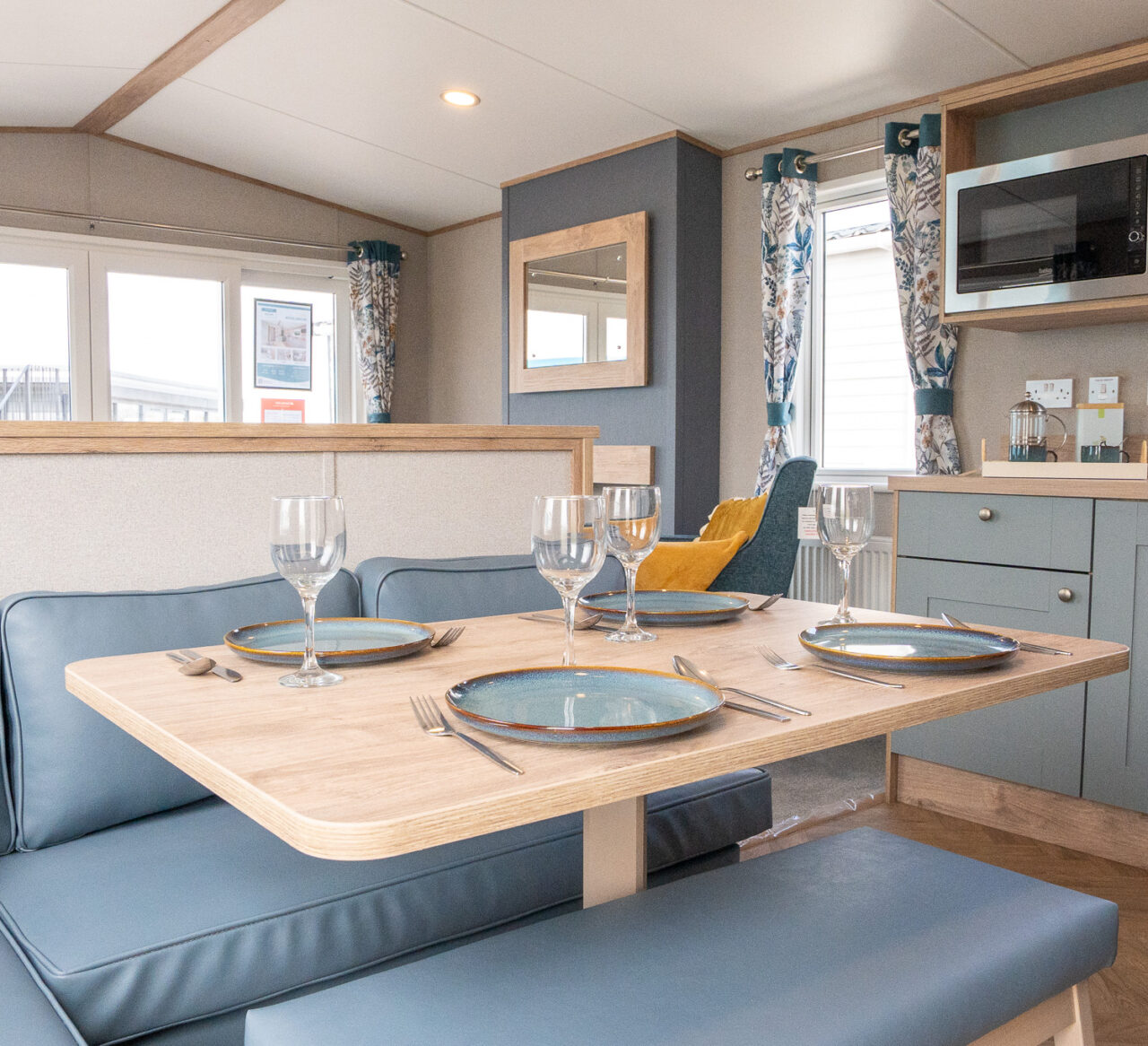 ABI Wimbledon caravan dining room