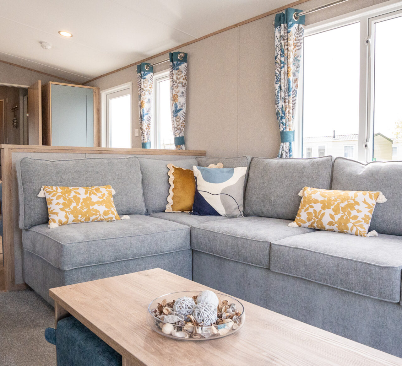 ABI Wimbledon caravan Lounge