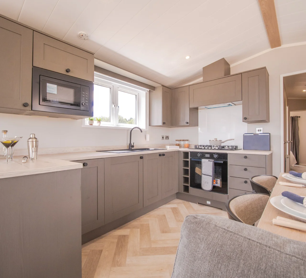 Victory Davenport luxury lodge kitchen