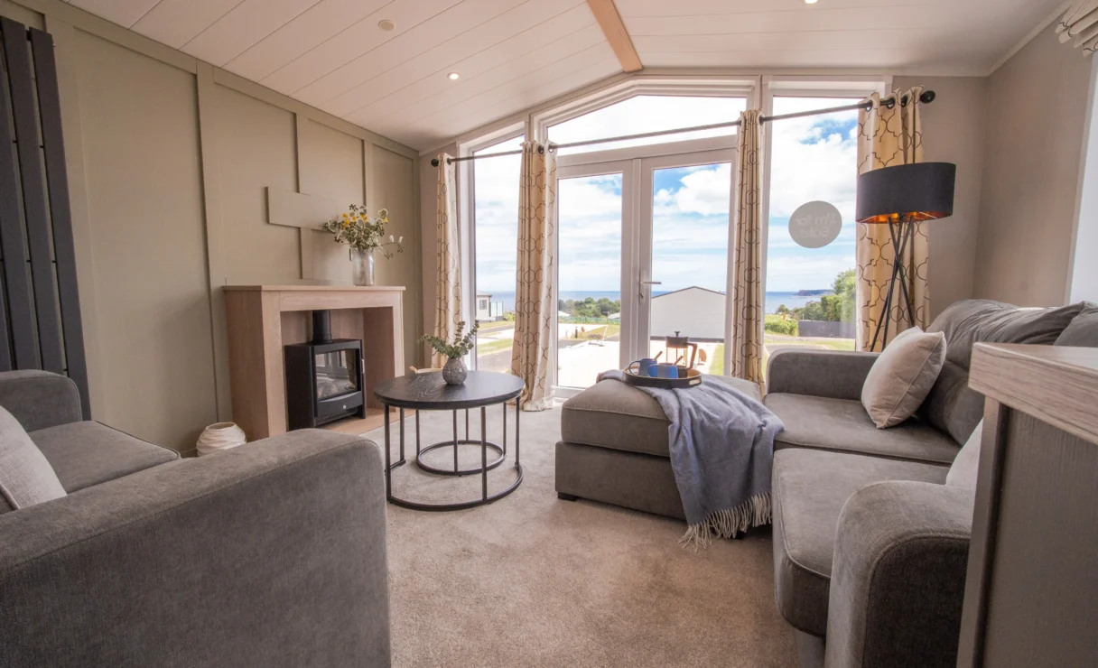 Victory Davenport luxury lodge living area