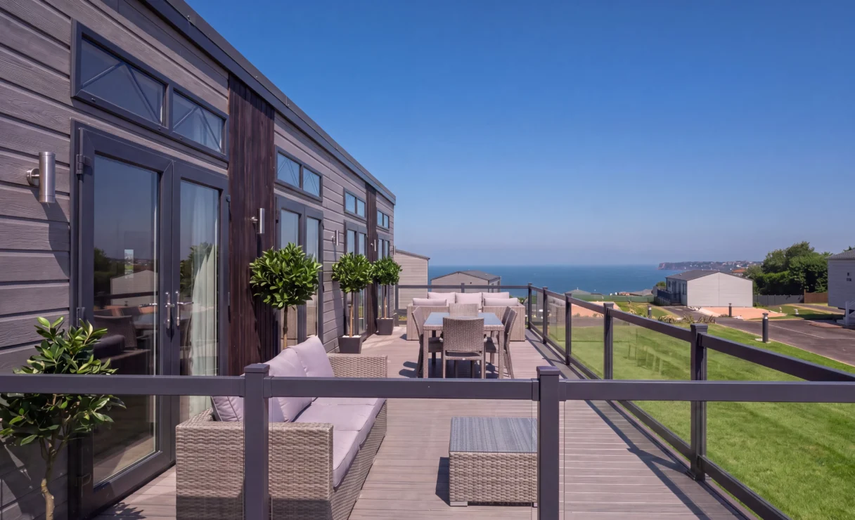 Beverley Outlook lodge on Harbour Heights