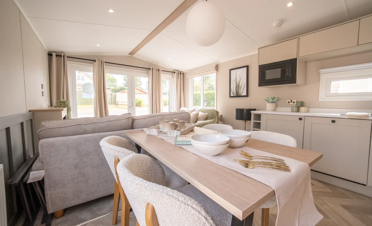 Victory Harraway Dining Table